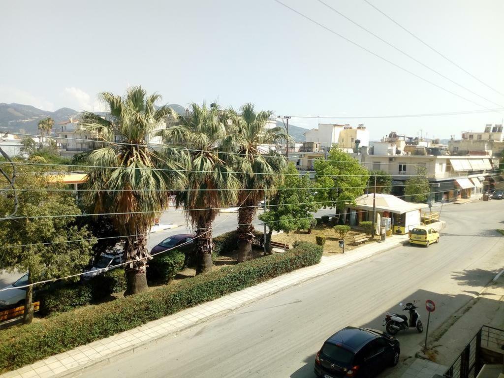 "Green Apartment" Close To Port & Center - Parking Patras Ngoại thất bức ảnh